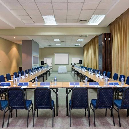 Protea Hotel By Marriott Lusaka Cairo Road Buitenkant foto
