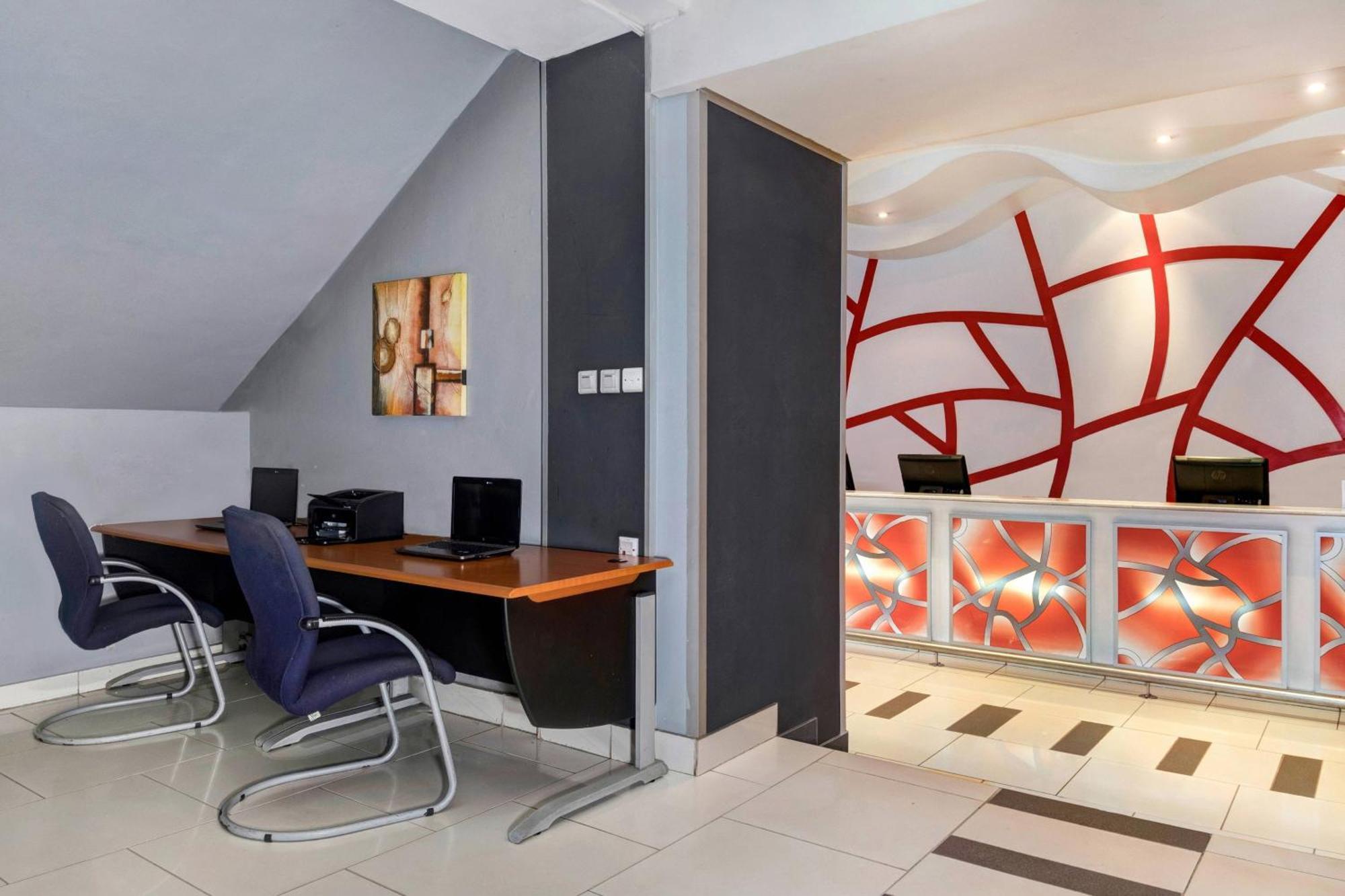 Protea Hotel By Marriott Lusaka Cairo Road Buitenkant foto
